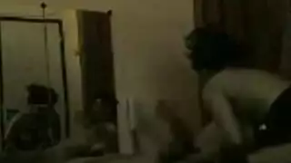أروع سكس عربي مسرب من غرفة النوم ورجل يصور زوجته وهو ينيكها