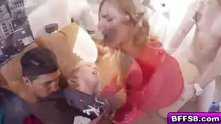 العاهرات تعبد القضبان الصلبة، وتحشو كل حفرة بالسائل المنوي الطازج