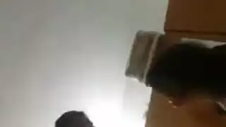 صديقة عربية ساخنة تحب القضيب العميق في مقطع بورن صريح