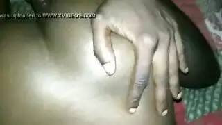 جلسة بورن عنيف مع رجل أسود ضخم ينتهي بابتلاع في الحلق