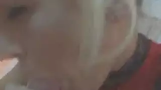 شرج عنيف وقذف فوضوي لشقراء مستعدة