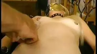 مؤخرة كبيرة وأفخاذ سمينة إباحية